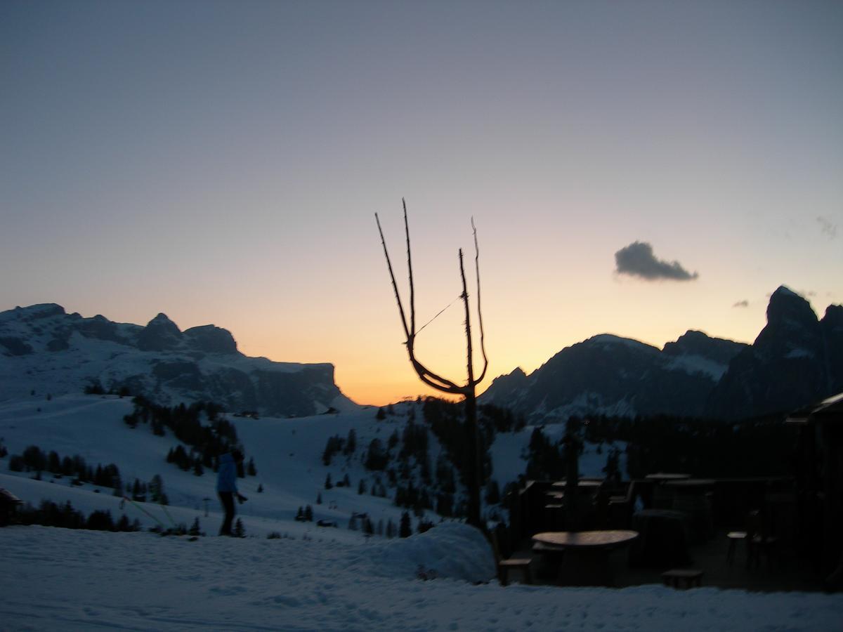 Residence Vajolet San Cassiano Exteriér fotografie